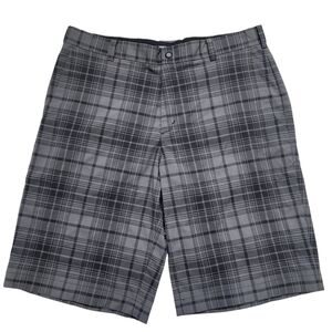 Nike Golf Men Tour Performance Grey and Black Plaid Shorts Size 34